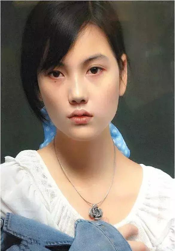 冷军的超写实绘画是造假的?画画40年代的作品都在这了,你来鉴别