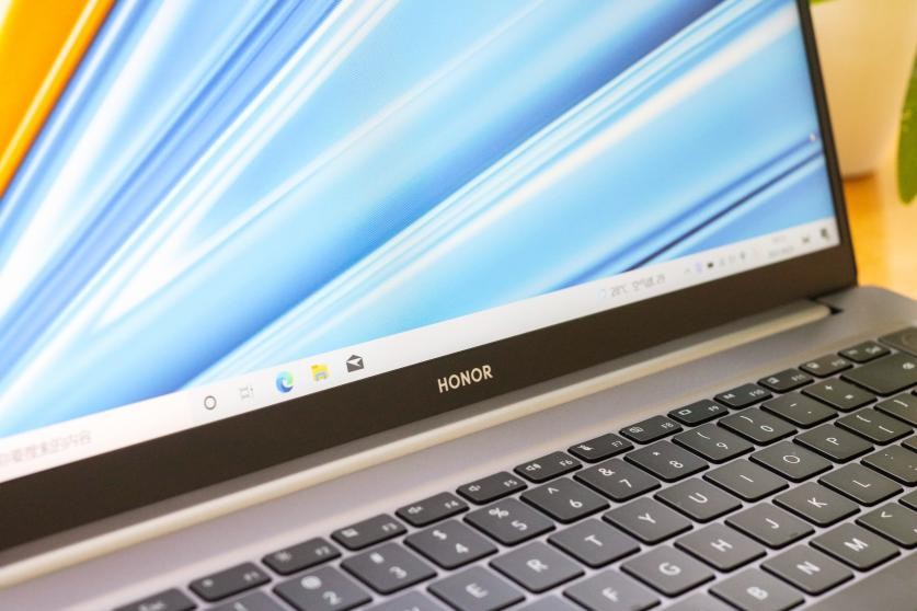 游戏本能像轻薄本一样用吗,荣耀16magicbook锐龙版测评