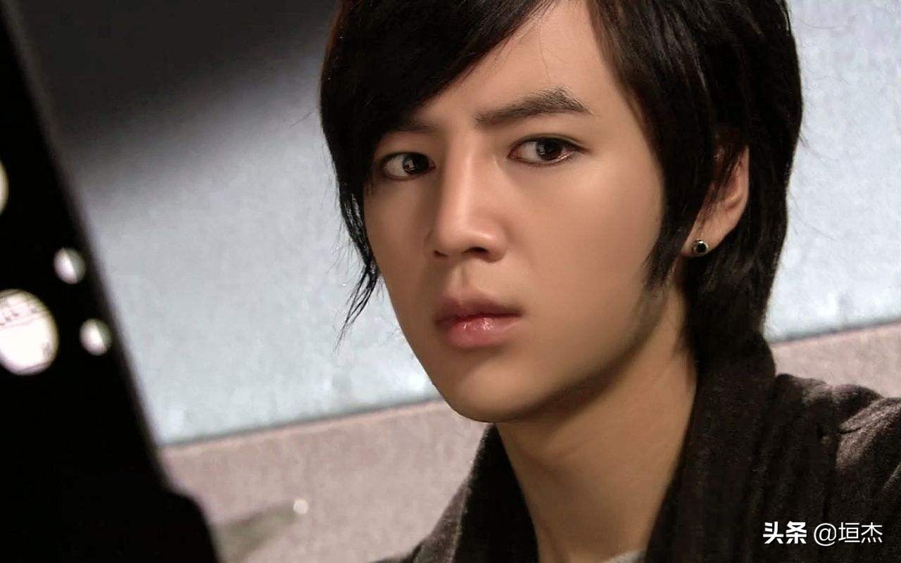 从百万人追捧到无人问津,张根硕瘦身成功颜值再现巅峰期