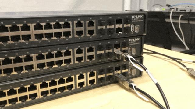 交换机堆叠操作顺序,交换机堆叠技术在哪一层做