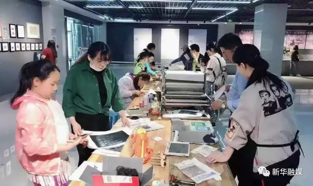 故宫口红惊艳世界的中国风,故宫口红文博会