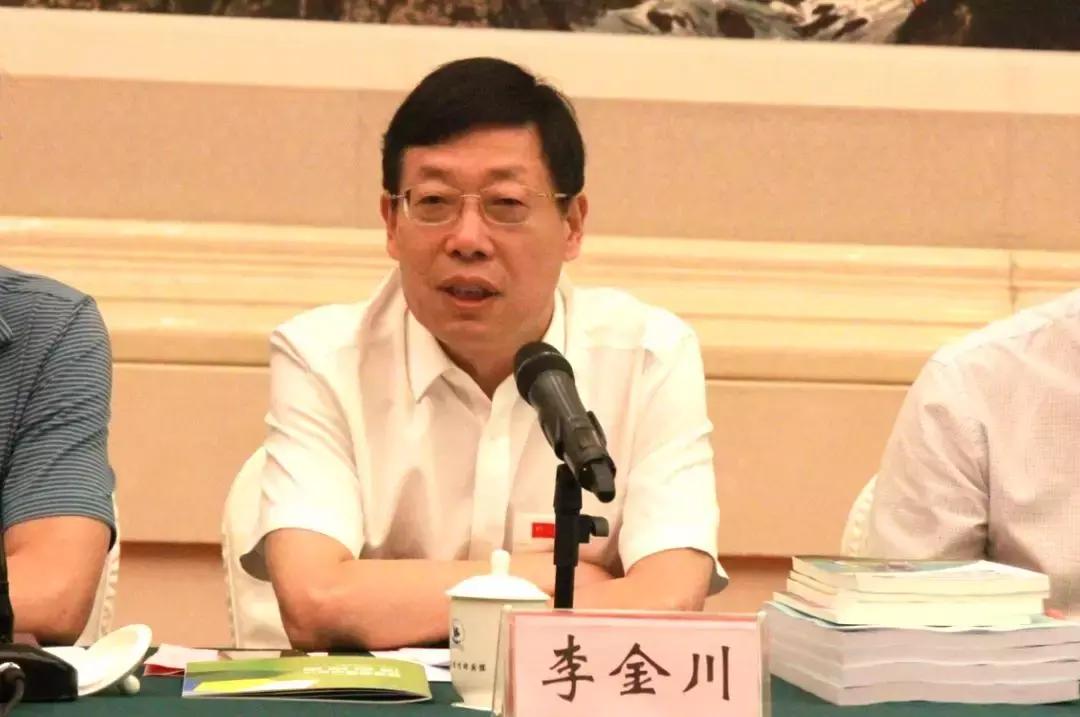 中国青少年足球联赛河南实验,央视记者探访河南学校