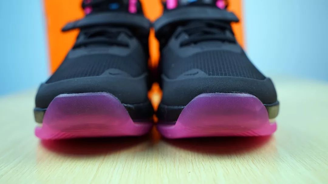 WEN开箱|你多久没在篮球鞋上看到MAX气垫了?内线球员就选它!