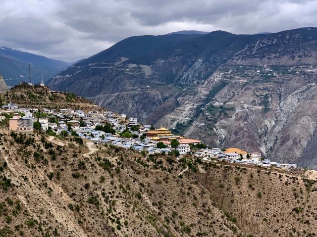 香格里拉飞来寺攻略,香格里拉和飞来寺攻略