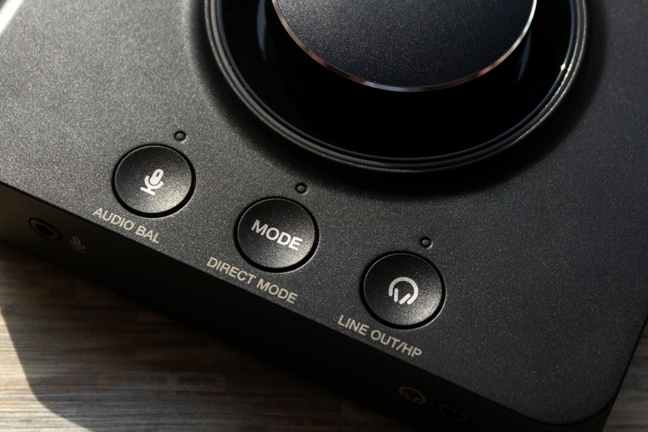 鍒涙柊sb1500soundblasterz澹板崱璇勬祴,鍒涙柊soundblasterz鍐呯疆pcie澹板崱