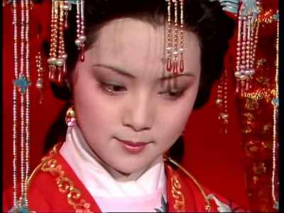 薛宝钗为什么要吃冷香丸,薛宝钗为啥要吃冷香丸