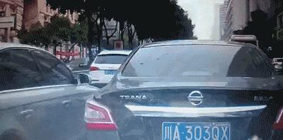 可爱搞笑图片可直接保存,搞笑图片现在的年轻妹纸真会玩啊