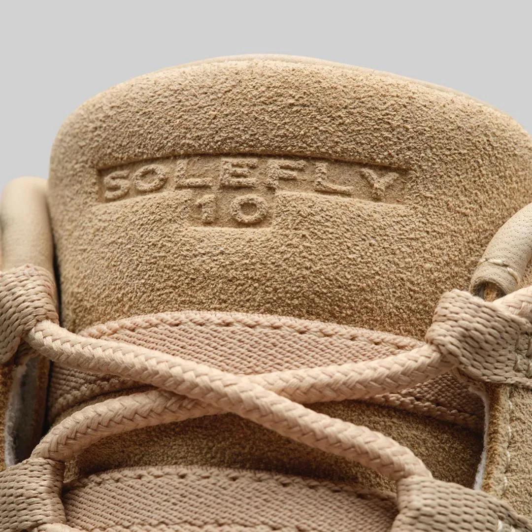 「每周联名X讯」众人骂丑，价格却直逼倒钩的鞋究竟长什么样？