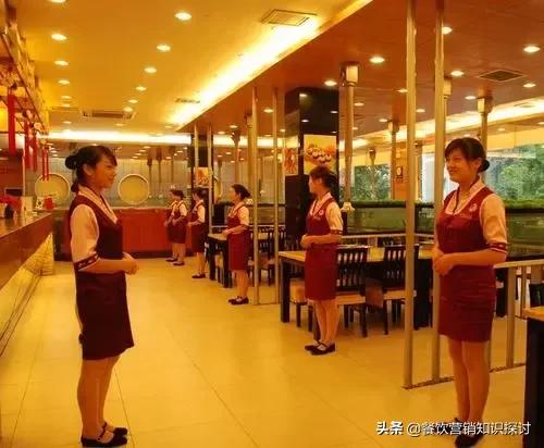 创业做什么餐饮利润高成本低,年轻人想创业做餐饮需要学习什么