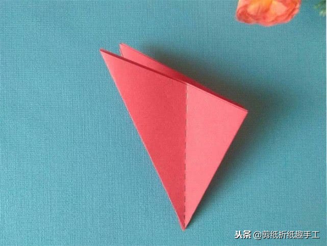 手工剪纸窗花教程春字窗花,窗花剪纸教程简单又漂亮花