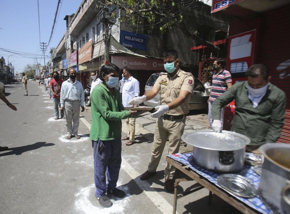 这个国家感染人数可能会破5亿!上千万人或丧命!疫情真正的黑洞