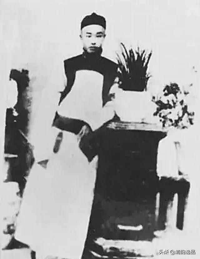 弘一法师长亭外古道边全文,弘一法师长亭外古道边