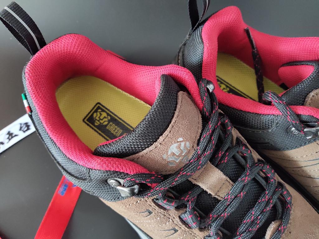 图途绿巨人鞋,轻便且防水的5款大牌男士登山鞋