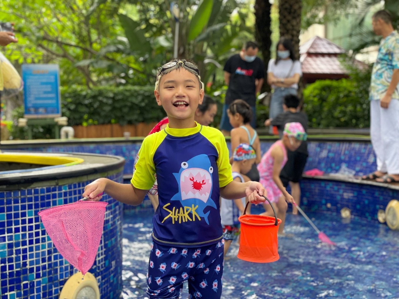 这里被称为广深后花园，每年夏天游人如织，有山有水的避暑胜地