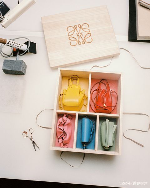 loewe最新款包,loewe迷你几何包