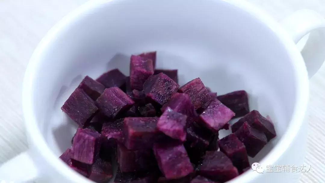 在家都能做的夏日清凉饮品,这是一款非常美味又营养的饮品