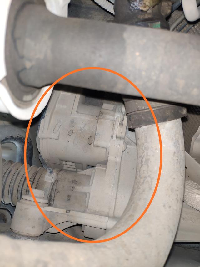 南昌福特翼虎底盘异响故障案例,福特翼虎方向机坏了要多少钱