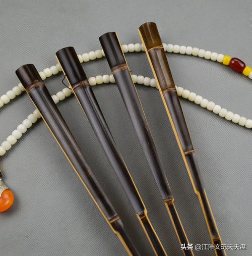 文玩扇子的盘玩方法,文玩扇子的盘玩方法和知识