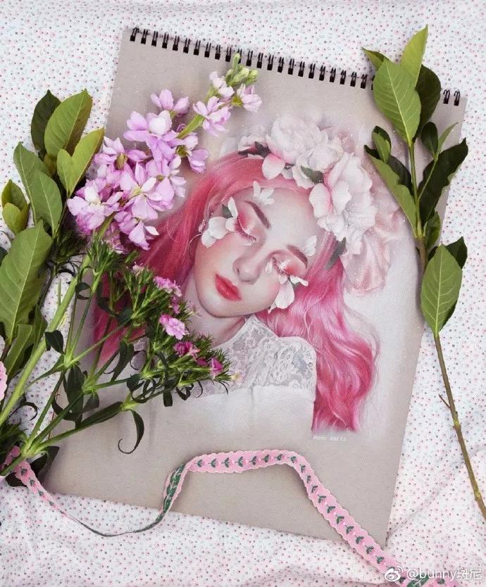 彩铅人物女孩教程视频,用彩铅画动漫人物天使恶魔