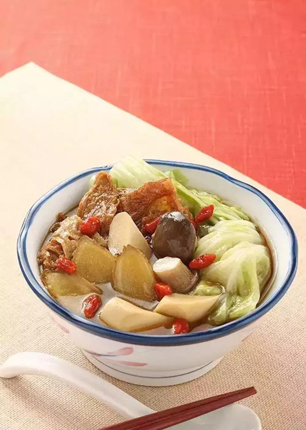 冬季养生食谱100道菜谱,冬季滋补又暖身的食物