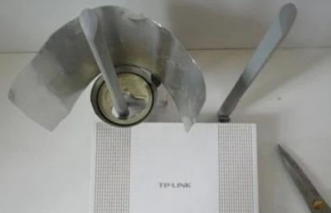 手机连接wifi信号满格却不能上网,wifi信号满但是无法上网怎么回事