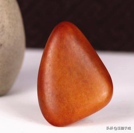 顶级和田玉红沁黄沁籽料,和田玉红沁黄沁籽料