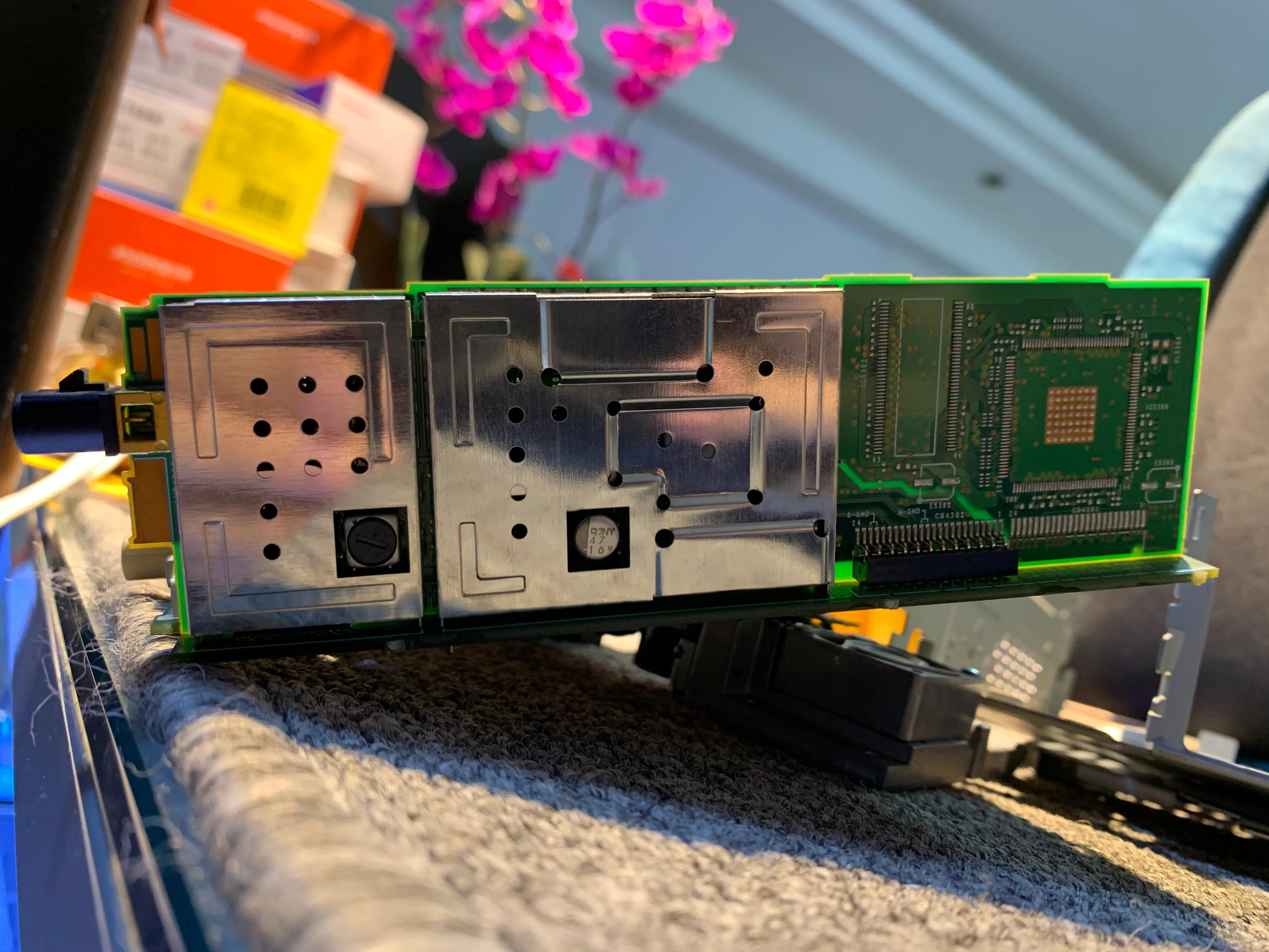 宝马mini发动机拆解,拆机阿尔派导航一体机