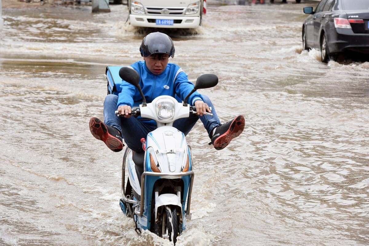 美团跑腿骑手一单能赚多少,做美团骑手一个月能赚多少钱