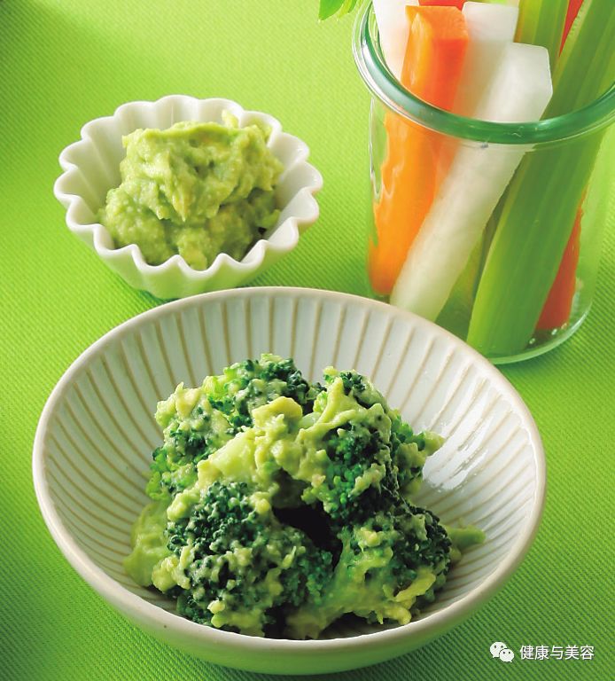 angelababy的爱心早餐怎么做,angelababy牛油果