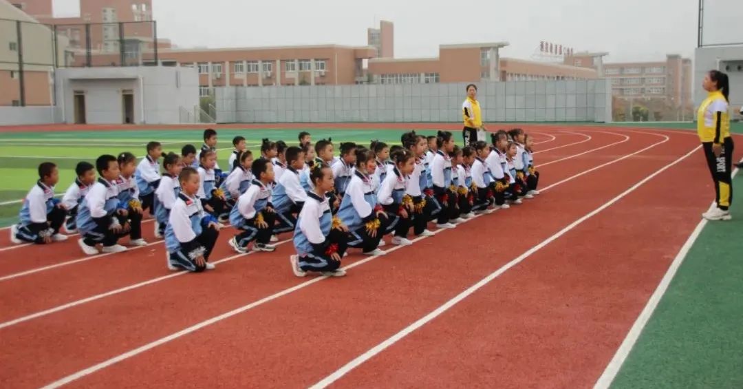 庆祝建党百年大型排舞展演西安,建党100周年校园啦啦操比赛