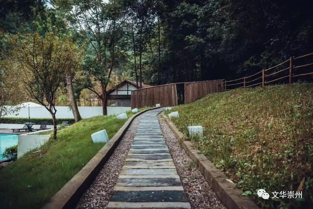 山川美景与世无争的世外桃源,依山傍水尽享人间仙境