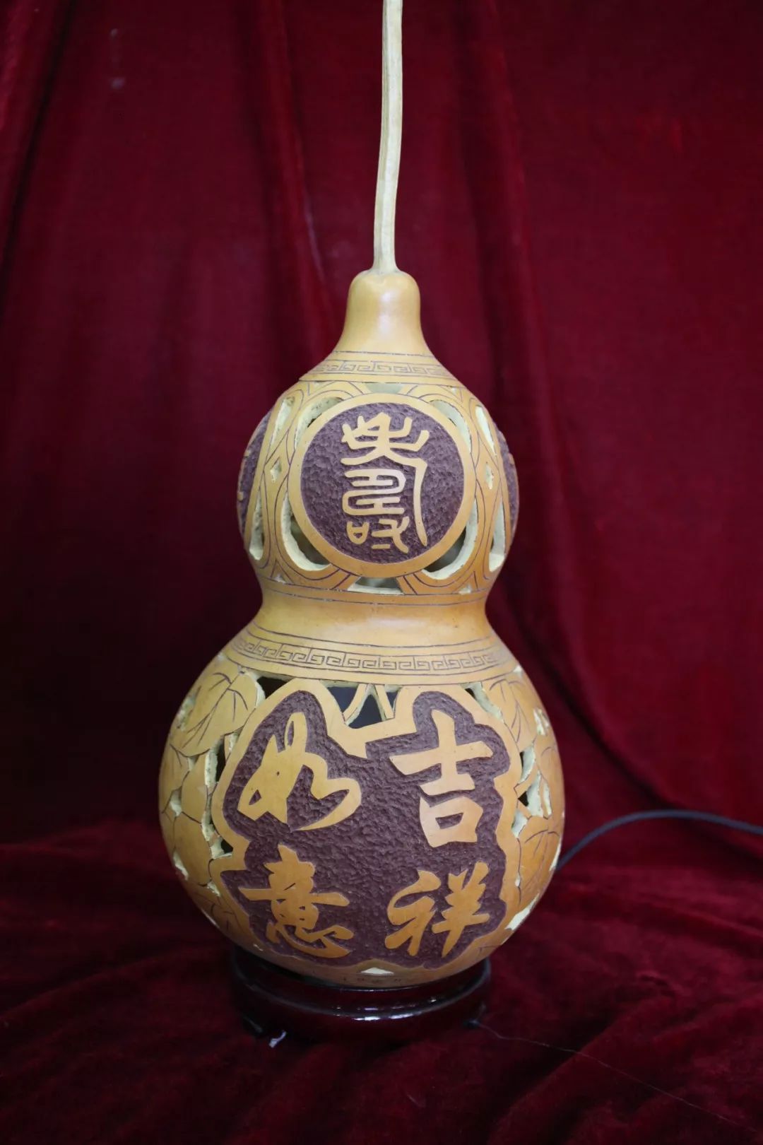 巧夺天工可以造什么句,巧夺天工能用于文章吗