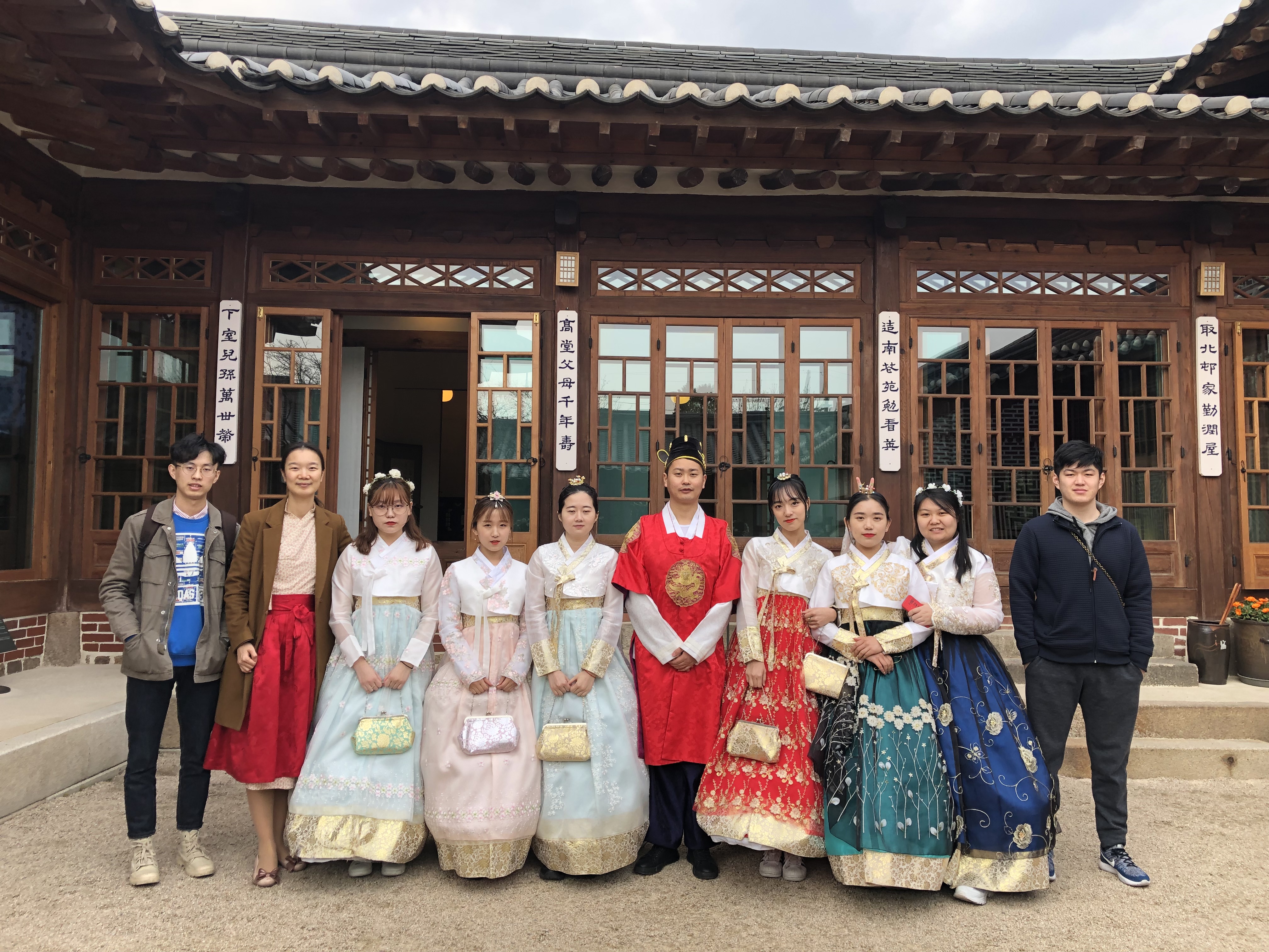 韩国留学真的没有好吃的饭菜吗,韩国留学不知道学什么好