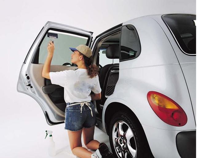 汽车罩车衣的优缺点,有必要给车贴隐形车衣吗