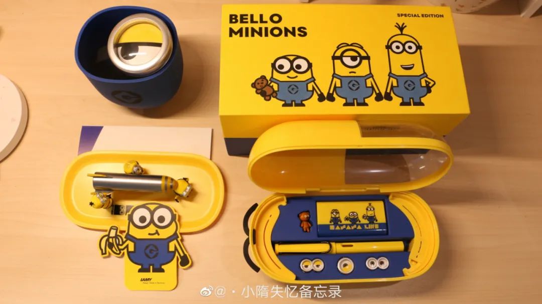 环球影城小黄人限定钢笔,环球影城联名款小黄人钢笔