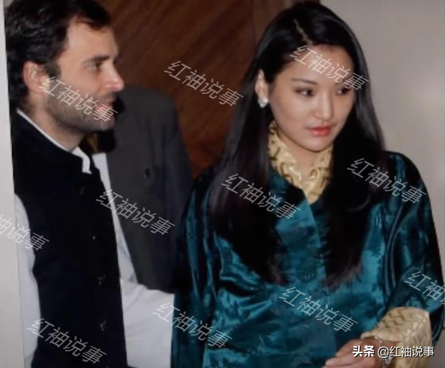 龙太子像个小大人，跟太上皇爷爷侃侃而谈，佩玛果然教子有方