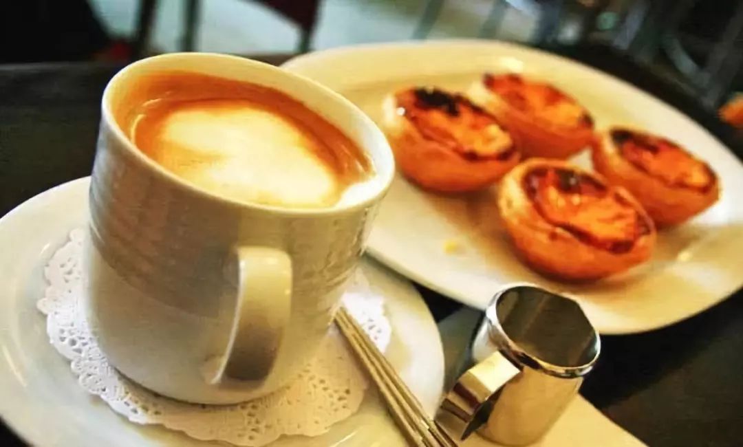 蛋挞是怎么传入中国的,葡萄牙人来到澳门葡式蛋挞