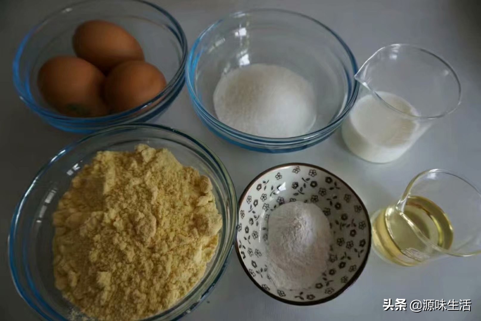 妈妈说我做的这道面食，比何炅的蒸蛋糕美味多了！不信你尝尝？