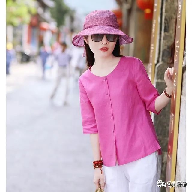 60岁大码女胖妈妈宽松遮肉上衣,中年妈妈女装遮肉显瘦