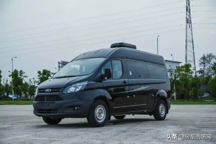 福特全顺v362短轴中顶5座房车布局,福特小野牛房车六座升顶