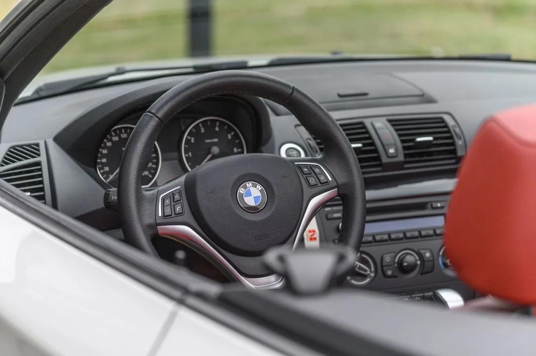 二手宝马120i值多少钱,二手宝马120i三厢2005款