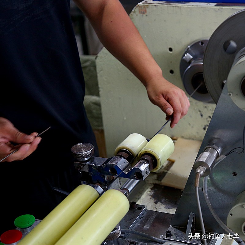 石墨烯鱼竿碳布,鱼竿的碳布到底是什么