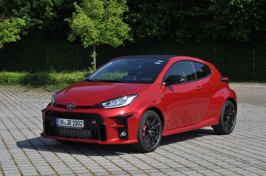 丰田gryaris试驾视频,丰田gryaris拉力