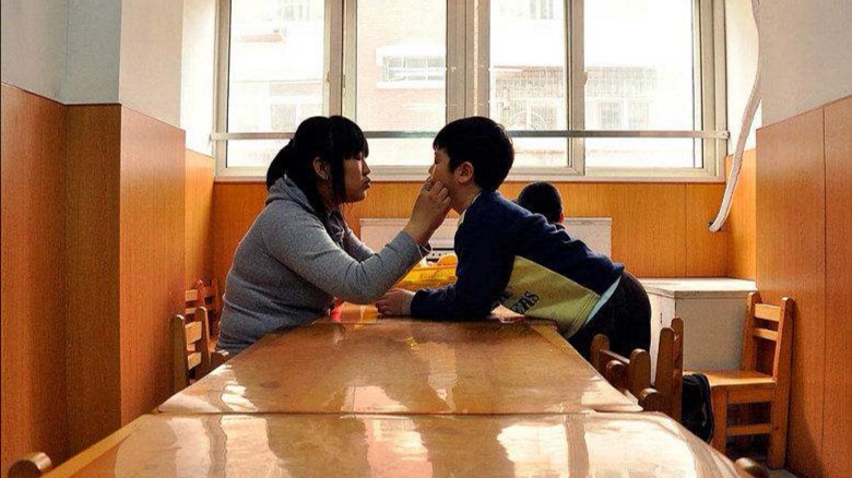 一位自闭症儿童妈妈的心路历程,一个自闭症母亲的心声