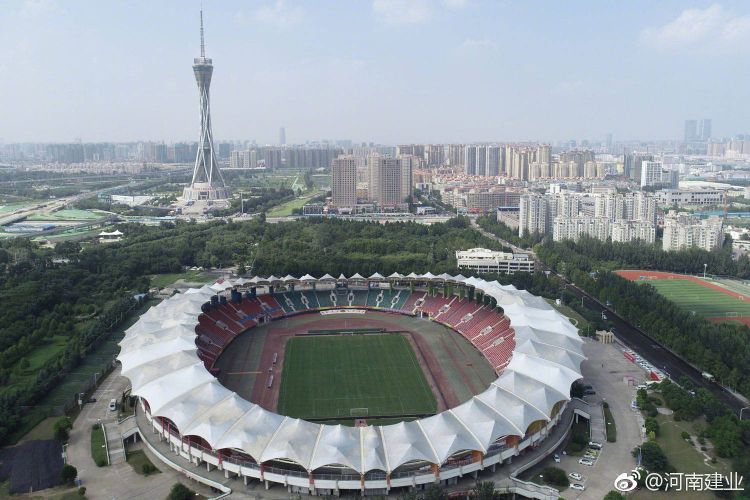 行路难不忘报国,中超球队体育场