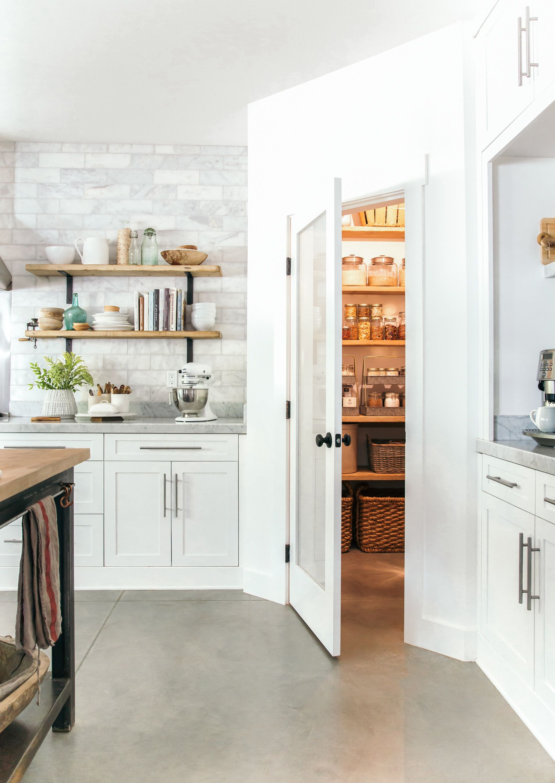 别再嫌家小收纳空间不够,储物间的收纳