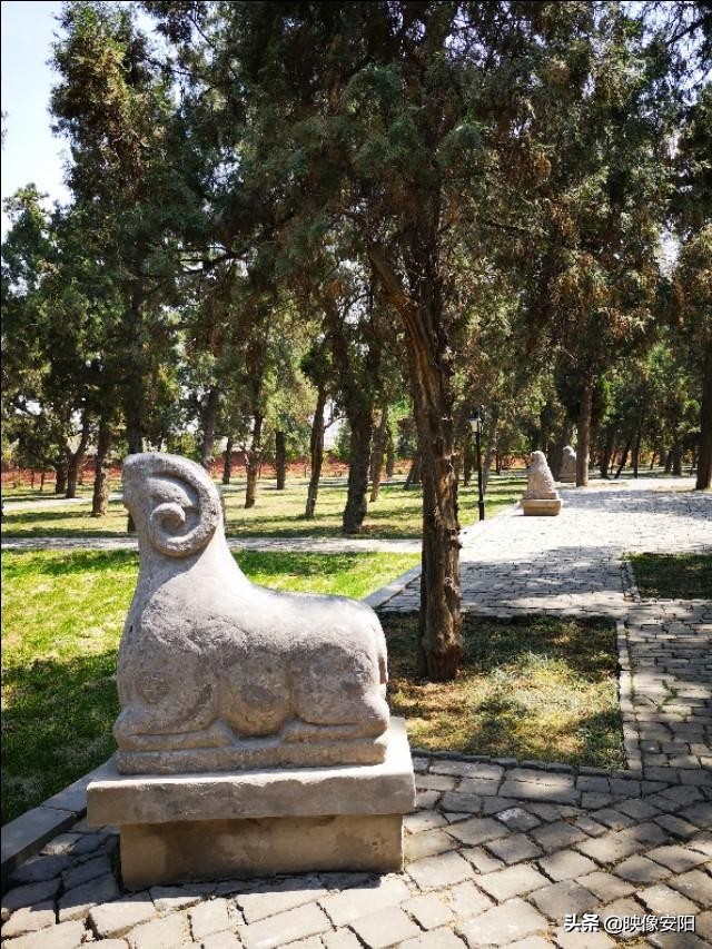 洛阳关林庙人多吗,关林跟关庙的区别