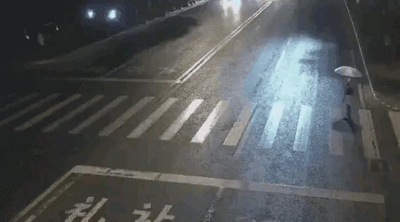 托马斯回旋踢,搞笑托马斯回旋