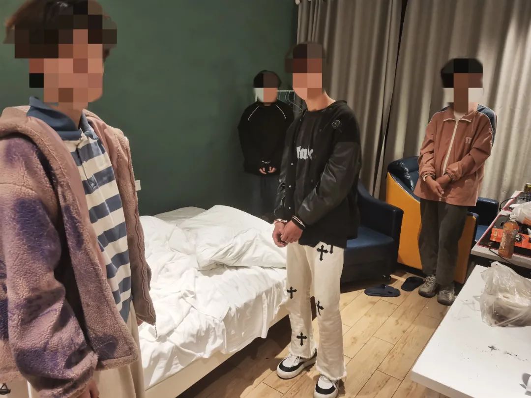 【护航新征程】江西章贡:男子约会JK女孩,“*腥偷**”不成反被抢...