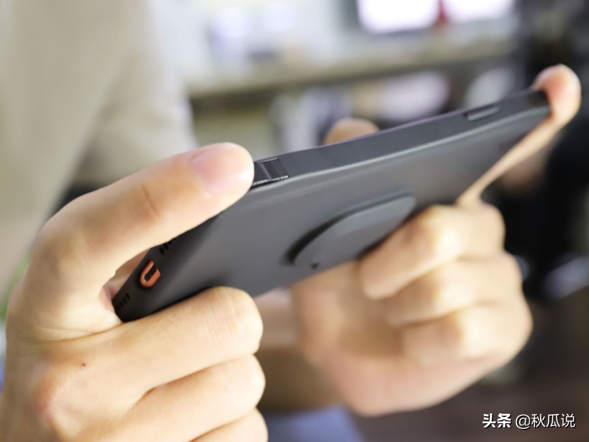 吃鸡神器手机外壳专用,安卓吃鸡神器手机壳一体